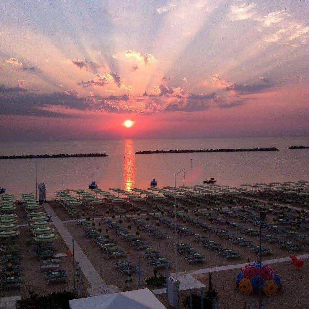 Florida Park Hotel Bellaria-Igea Marina Zewnętrze zdjęcie